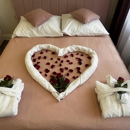 Apartament Glamour Prywatne Jacuzzi Starowislna Краків Екстер'єр фото
