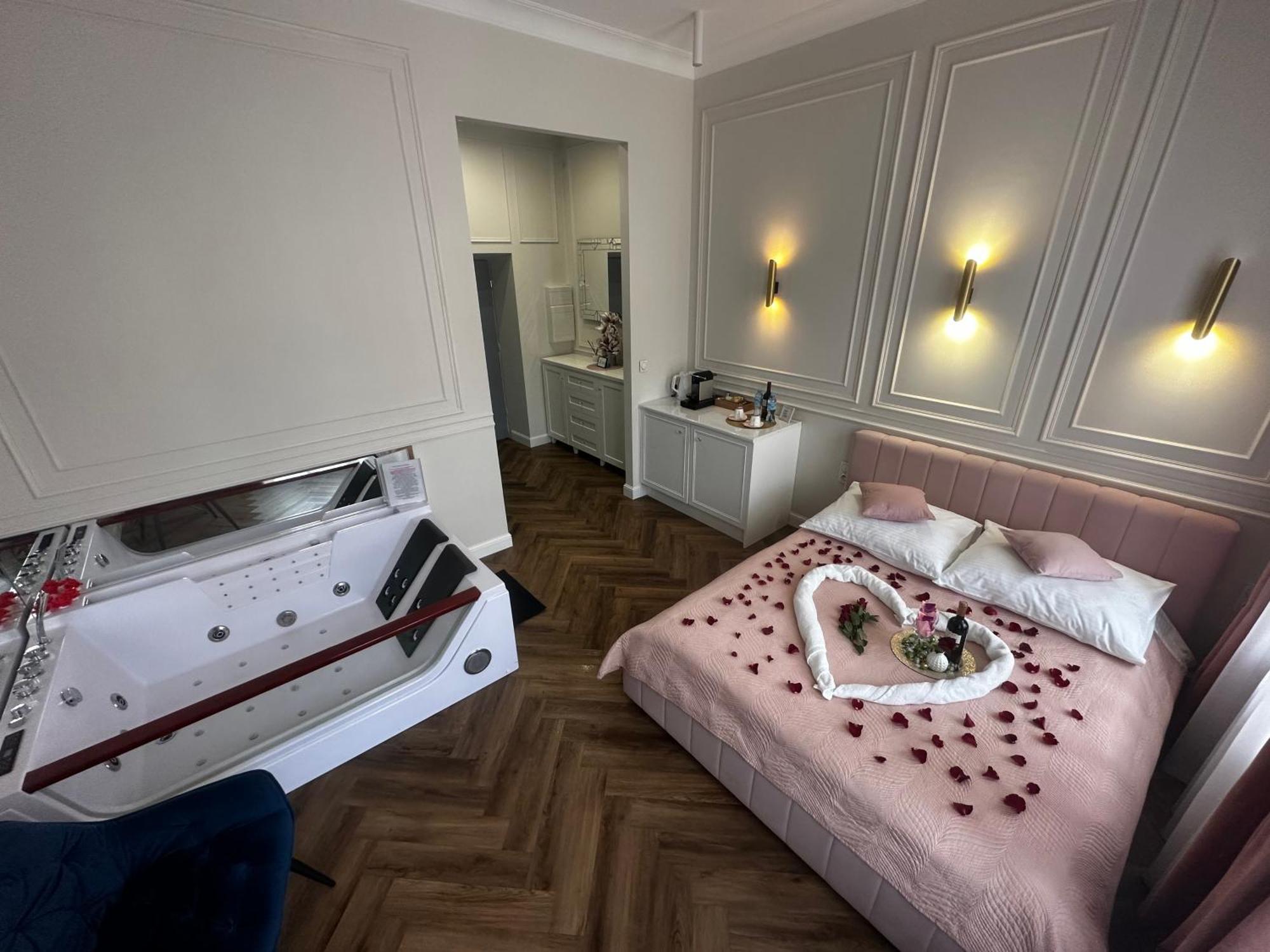 Apartament Glamour Prywatne Jacuzzi Starowislna Краків Екстер'єр фото